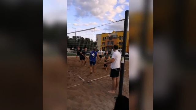 Эко парк "Сосны" турнир по волейболу смотреть онлайн