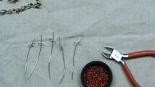 How to Make A Silver Wire Jewelry Necklace, Figure 8 Link Necklace with Red Beads смотреть онлайн
