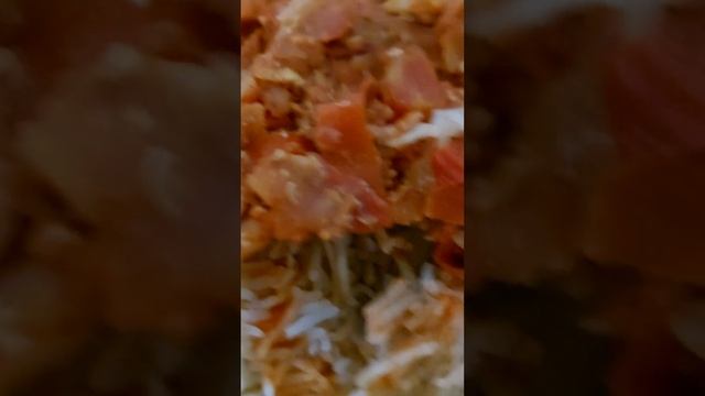 VERY SATISFYING EATING LUNCH FISH WITH TOMATOES AND EGG &WHITE RICE! смотреть онлайн