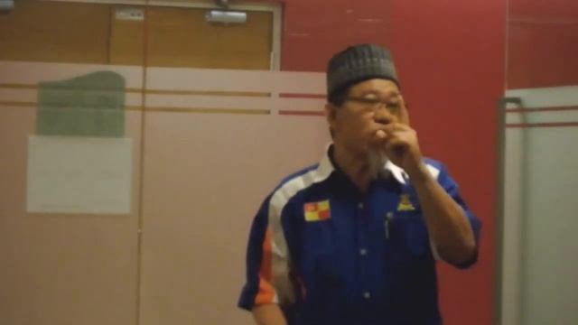 "Kebahagiaan Mengamalkan Agama" oleh Hj. Lamit Hj. Mohd Amin (Kelab Pidato Perdana) смотреть онлайн