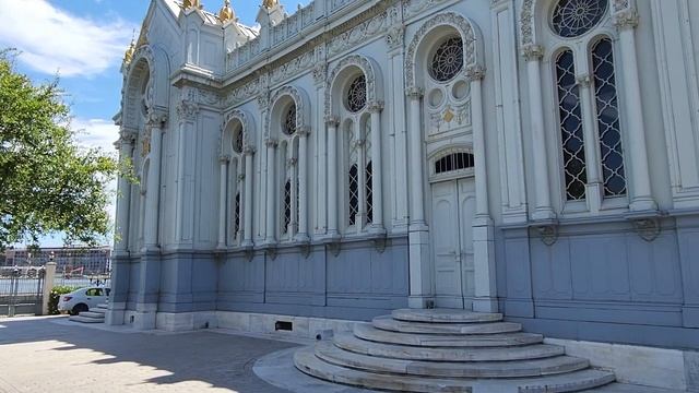 Стамбул Фенер Балат. Цветные домики и храмы. смотреть онлайн