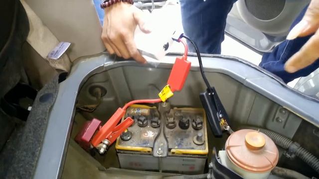 Power Bank Ion - Engine Starter смотреть онлайн