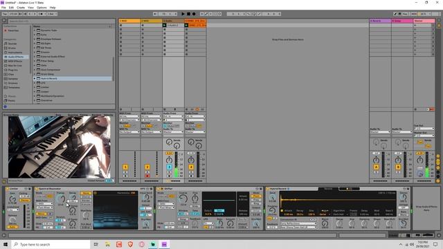Daily Decibel 108 - Shifter Spectral Voice Bass - Ableton Live 11.1 Public Beta смотреть онлайн