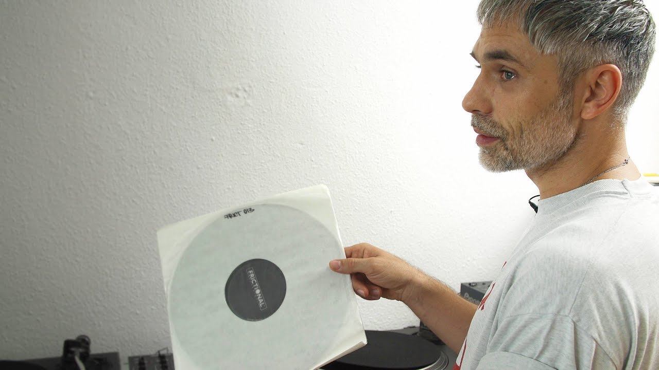Fiedel‘s 5 Favourite B-Sides (Electronic Beats TV) смотреть онлайн