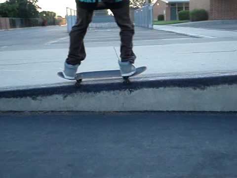180 SWITCH 50-50 FAKIE F/S 180 OUT смотреть онлайн