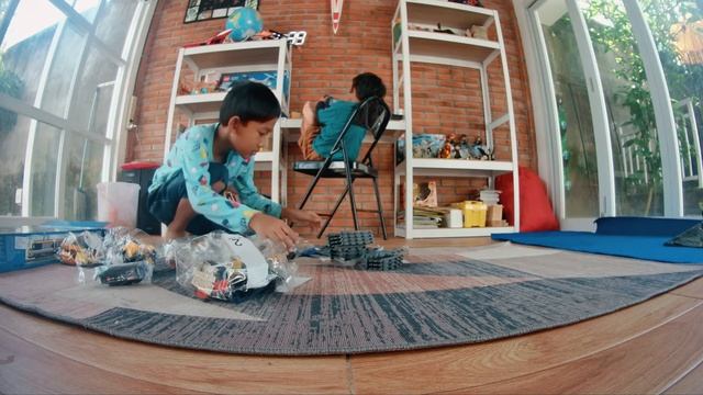 Unboxing Lego city 60197 train смотреть онлайн
