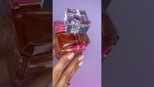 Парфюмерная вода с феромонами "Caprice", женская - философия аромата Chance Eau Fraiche Chanel смотреть онлайн