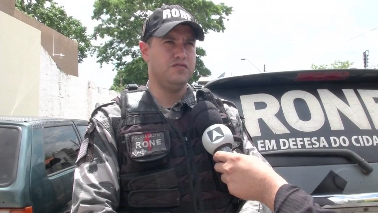 Preso traficante Thesco com 79 papelotes de crack na zona norte de Teresina смотреть онлайн