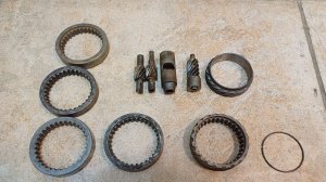 В продаже шестерни привода спидометра на Иж Планета/Юпитер. Ссылка на объявление в  комментариях.