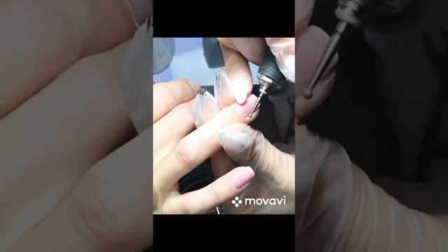 Аппаратный маникюр с покрытием под кутикулу смотреть онлайн