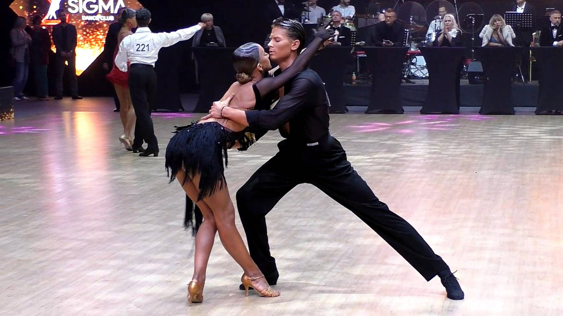 Молодежь-2 La (Open) финал: ча-ча-ча, самба, румба, пасодобль, джайв. Capital Cup Minsk 2024 смотреть онлайн