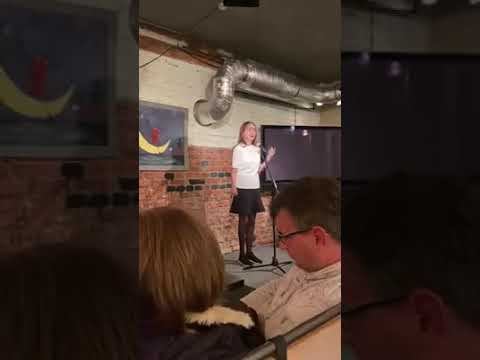 Полина Блинникова читает "Блестящее будущее" Л.Манович смотреть онлайн
