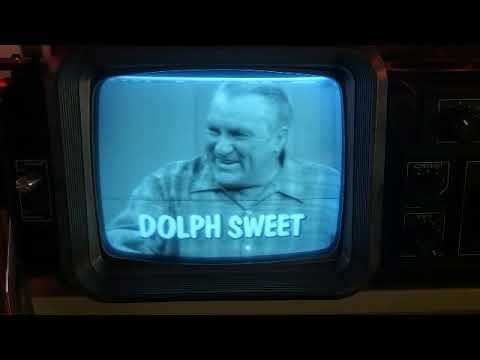 Gimme A Break Intro on Sears 5 inch Black and White TV 📺 смотреть онлайн
