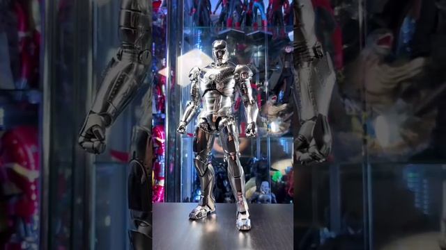 фигурка Железного Человека смотреть онлайн