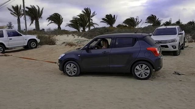 ME TATÚO LA BALLENA AZUL 😱| Reto De Tatuaje (Troleo Al Administrador Del Juego)