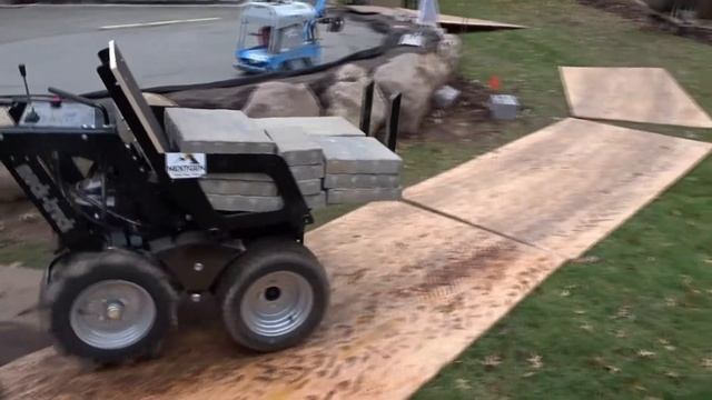 "H-Max" Muck Truck With Flat Bed Installed. смотреть онлайн
