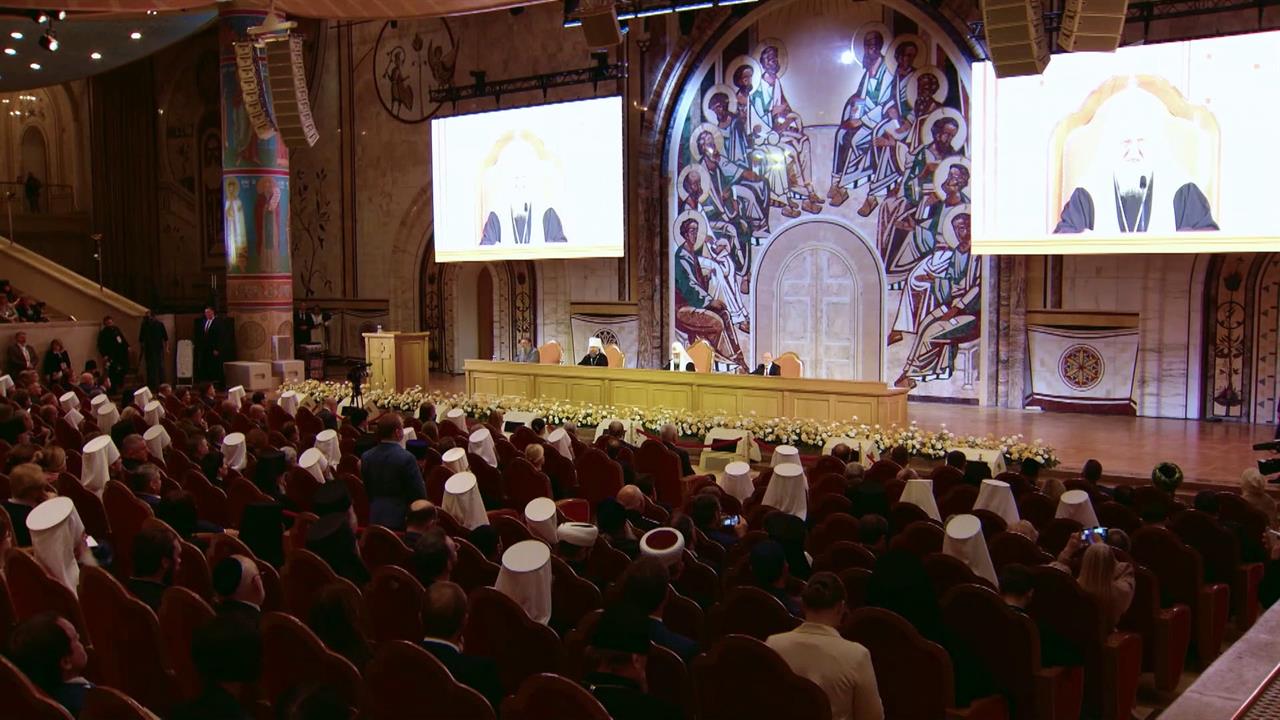 Всемирный русский народный собор открылся в храме Христа Спасителя смотреть онлайн