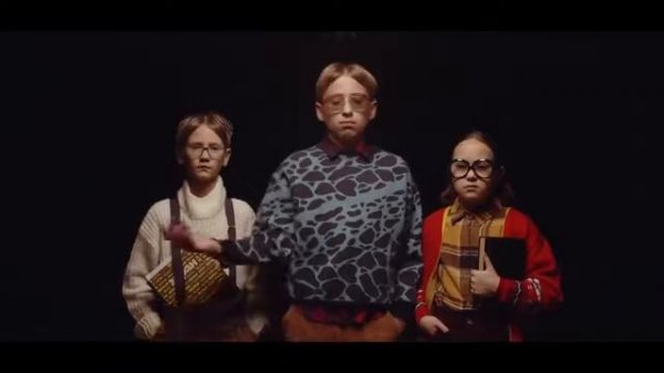 Примьера клипа Смайлики Катя орлова Мы семья