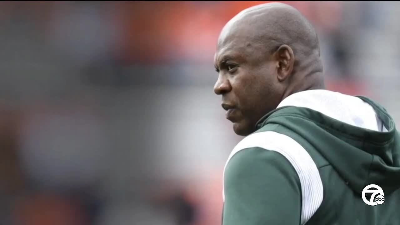 Brenda Tracy to sue MSU, former football coach Mel Tucker for $75 million смотреть онлайн