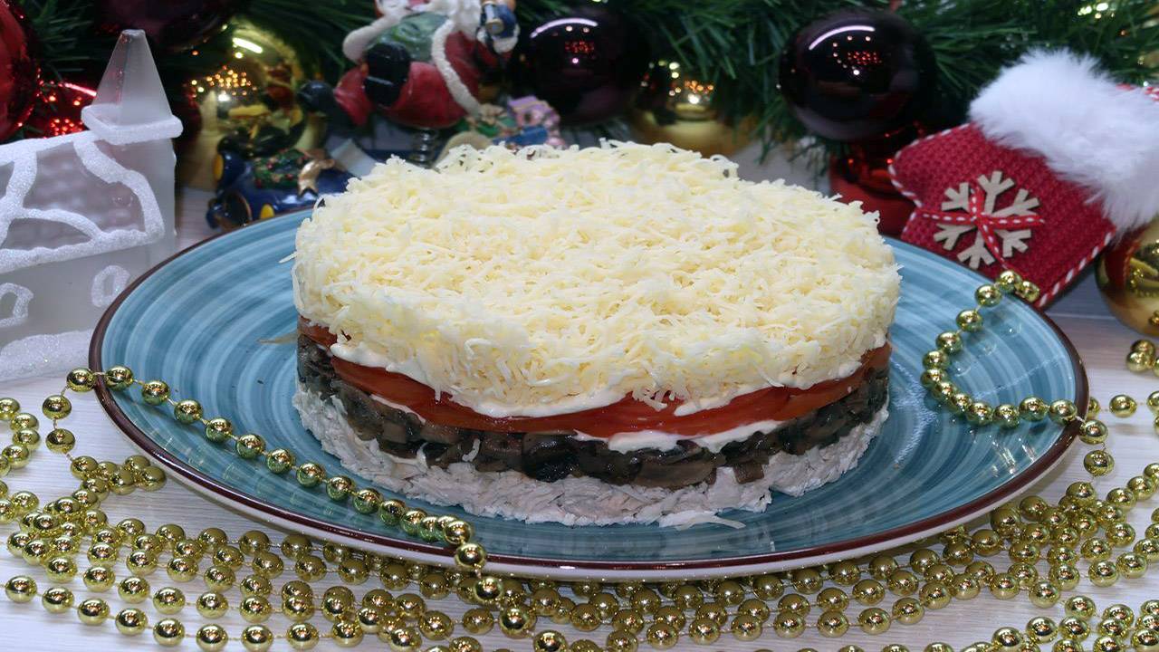 Салат Боярский на Новогодний стол. Очень вкусный и красивый салат с курицей и грибами смотреть онлайн