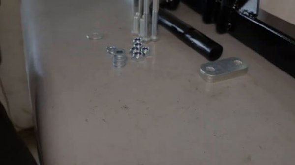 Установка фаркопа A106-A /A106-E на AUDI Q5 (8RB) 2008 -2017