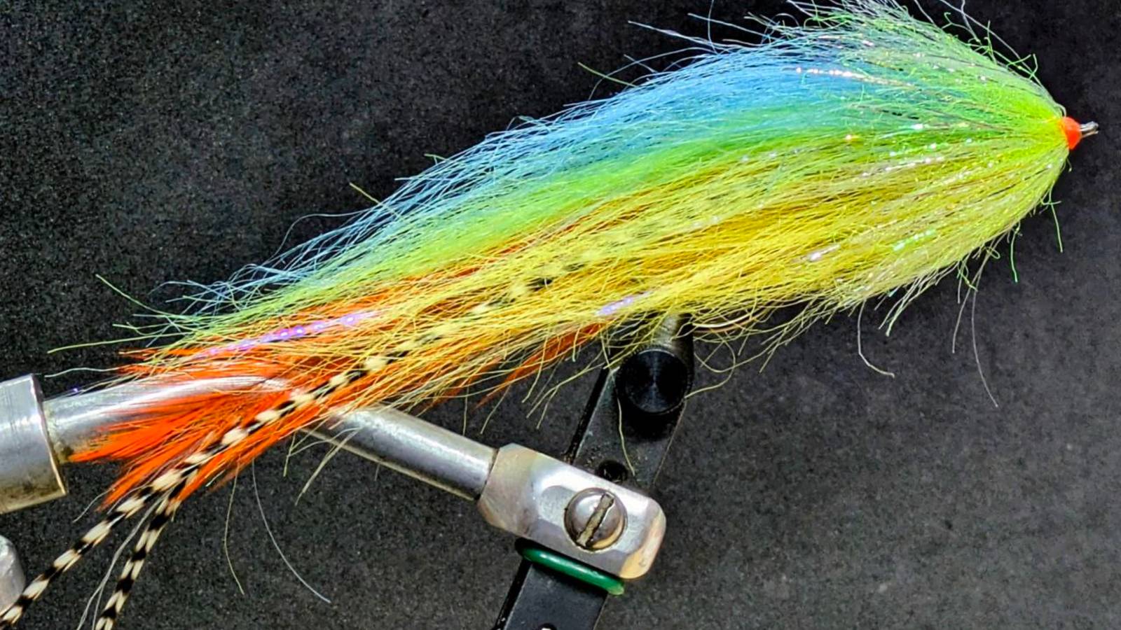 Стример на судака и щуку Осенний Поцелуй смотреть онлайн