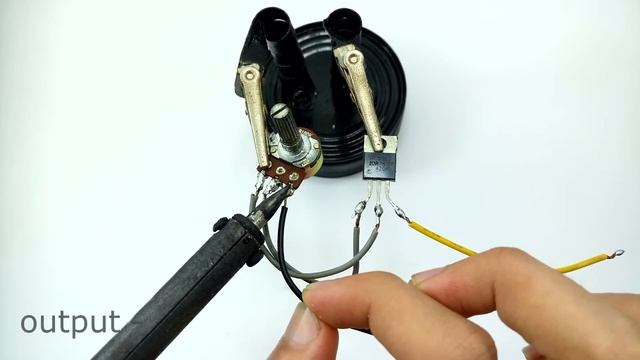 How to Make a Voltage Regulator use mosfet irf3205 - (Easy Way) смотреть онлайн