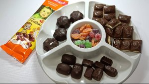 Асмр Шоколадный 🍫🍨🥠🍩 приятный хруст и звуки АСМР для вашего удовлетворения и мурашек🥰