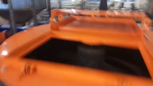 Бетоносмеситель АКТИВ 300 с пневмодвигателем и площадкой оператора смотреть онлайн