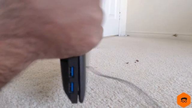 Clevo W110ER Review Series - Exterior Hardware (Xplorer X1M) смотреть онлайн