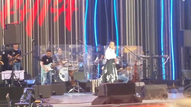 Королева. Елена Ваенга. Сольный концерт. Славянский базар 2018 смотреть онлайн