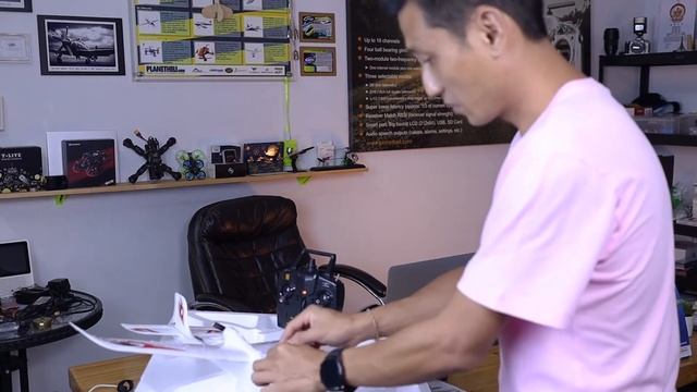 UNBOXING Volantex Ranger 600 RC Airplane with Gyro смотреть онлайн