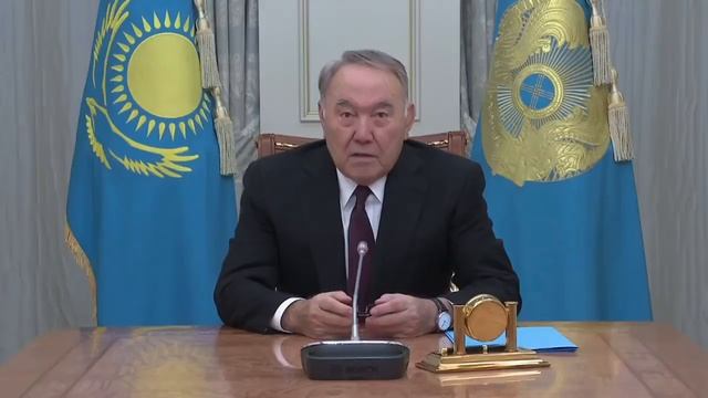 Назарбаев высказался о досрочных выборах президента и своём обращении в КС смотреть онлайн