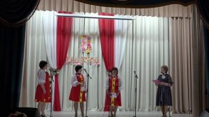 Краснофлотский СДК - сценка  к 8 марта "Три девицы"