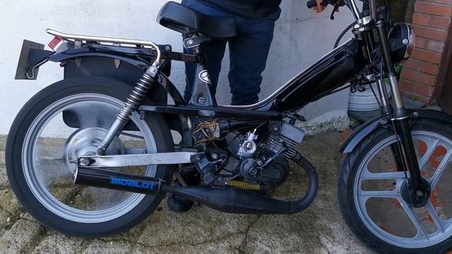 Airsal T6 évolution carbu 23 CP polini смотреть онлайн
