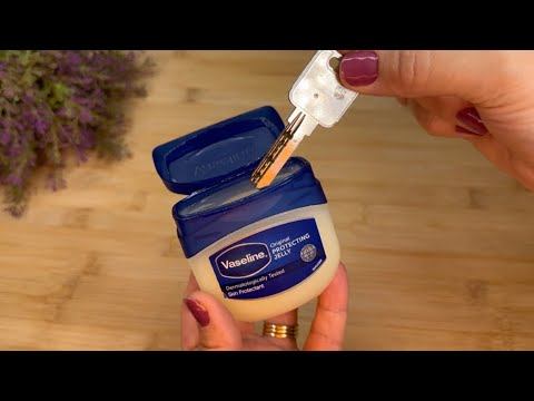 Putting the key in Vaseline, a locksmith secret that few know смотреть онлайн