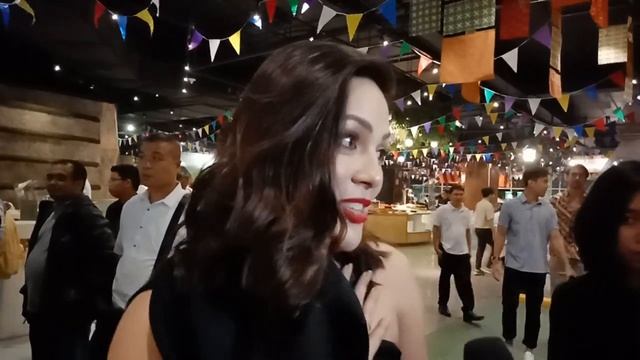 KC Concepcion studies Gemology in New York; Back in the PH for her new endorsements смотреть онлайн