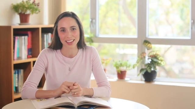 Pronunciation: Introduction to minimal pairs (British) смотреть онлайн