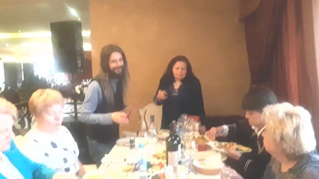 Длинноволосый 43-летний тенор мужчина-Про свой талант!Мнение других! смотреть онлайн