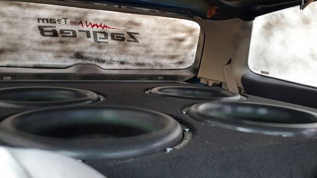4 15s Alphard Deaf Bonce DB-153 (152.4 dB - 36 hz) смотреть онлайн