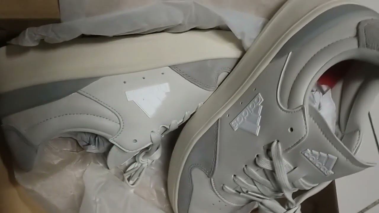 adidas KANTANA смотреть онлайн