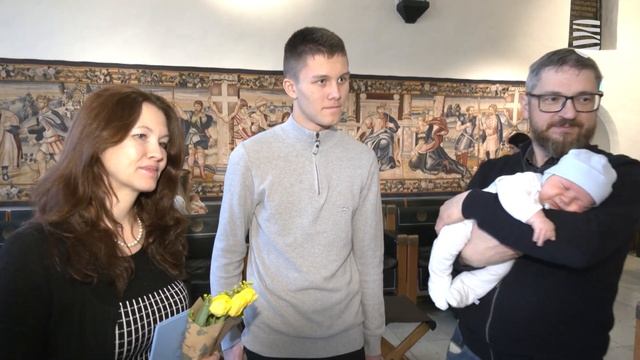 В Ратуше вручили первые в году именные свидетельства смотреть онлайн