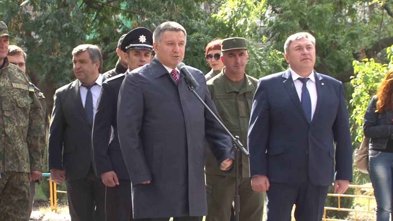 Луганський університет внутрішніх справ – це символ, і він на луганській землі смотреть онлайн