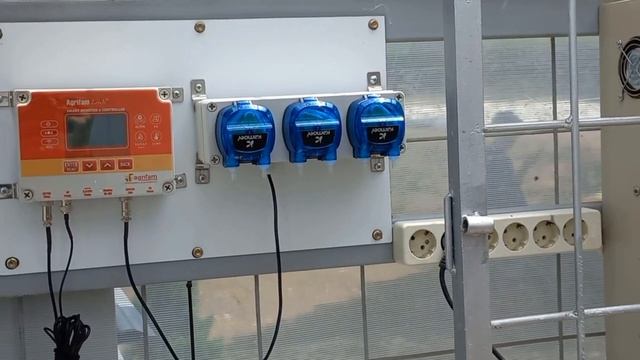 Kelola Hidroponik Cuma Rebahan dengan Alat Ini! | Pemasangan Sensor & Pompa IoT Nutrisi смотреть онлайн