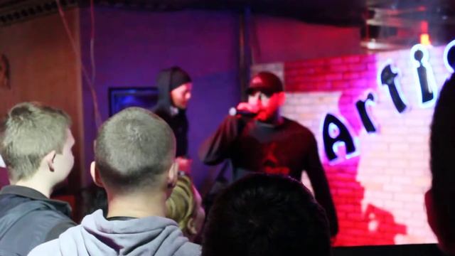 РУСТАВЕЛИ - Про Друзей (СЕВАСТОПОЛЬ. Клуб Артишок.3.03. 2013) смотреть онлайн