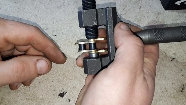 Инструмент для выпресовки звеньев цепей смотреть онлайн