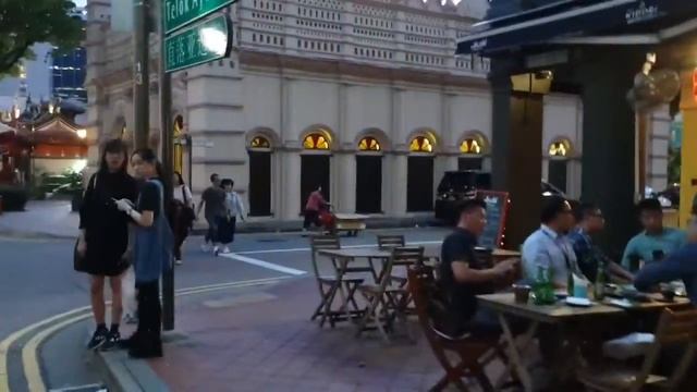 Walking Tour : Telok Ayer Street in Singapore at Night. смотреть онлайн