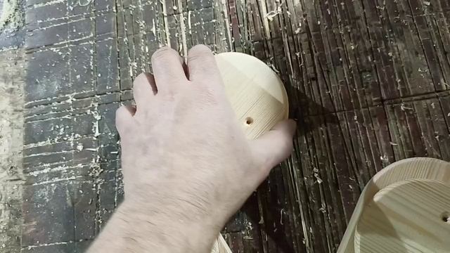 Накладка на бревно для подрозетников.