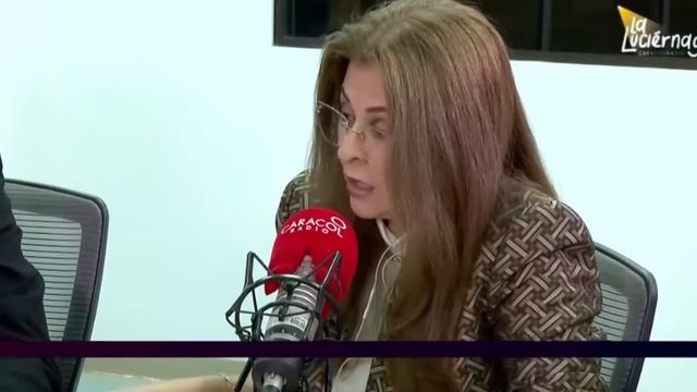 Entrevista en La Luciérnaga de Caracol Radio смотреть онлайн
