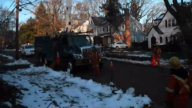 Hydro Quebec saves us! смотреть онлайн